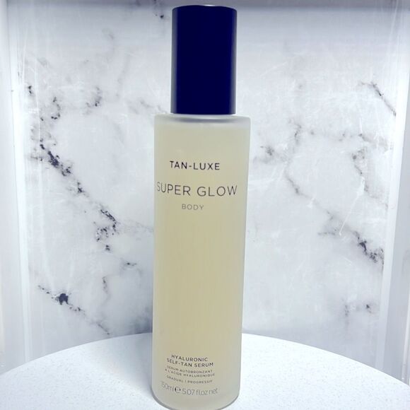 TAN-LUXE Super Glow Body Hyaluronic Self-Tan Serum - Picture 1 of 2